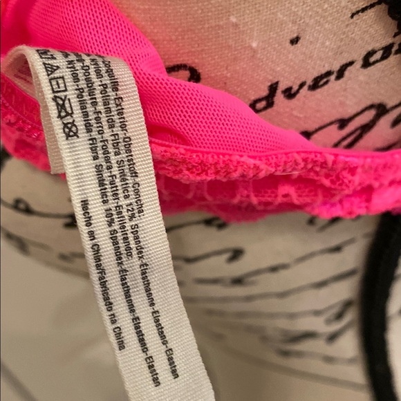 Vibrant HOT Neon Pink Lace Bralette size Medium - Picture 8 of 9